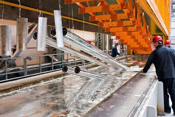 Процесс обработки горячим цинком